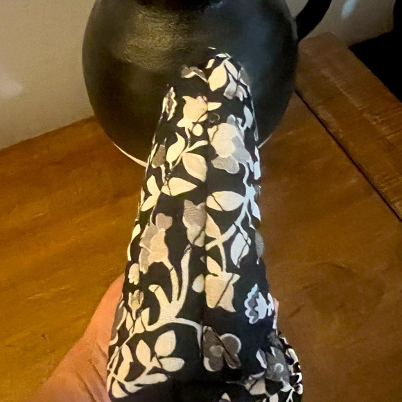 Vera Bradley Cosmetic Pouch (NWT) - Picture 5 of 9